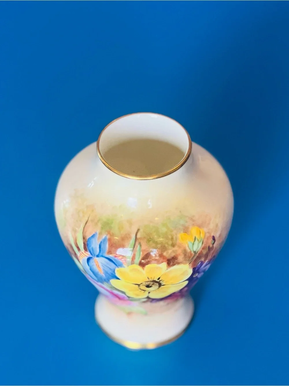 Royal Worcester Vase Hand Painted Artist Signed